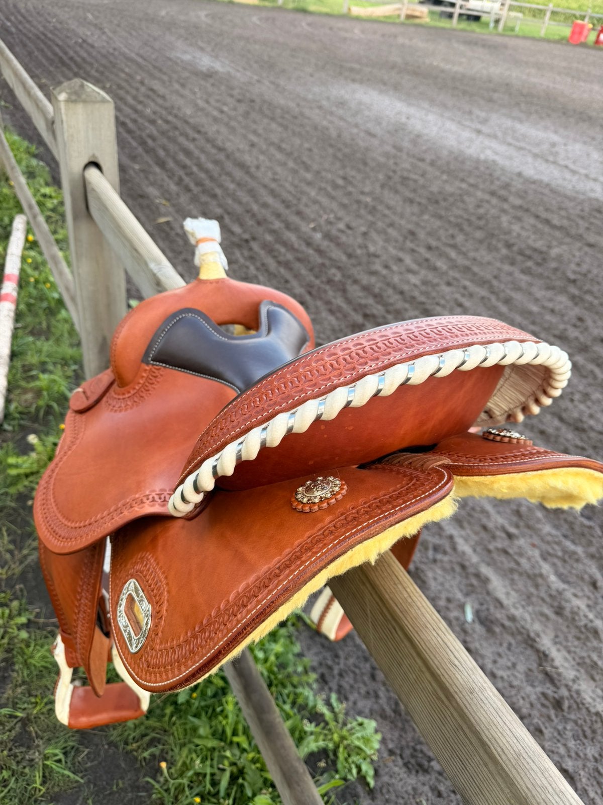 Nieuw Pool’s barrelrace zadel, Dieren en Toebehoren, Ophalen, Nieuw