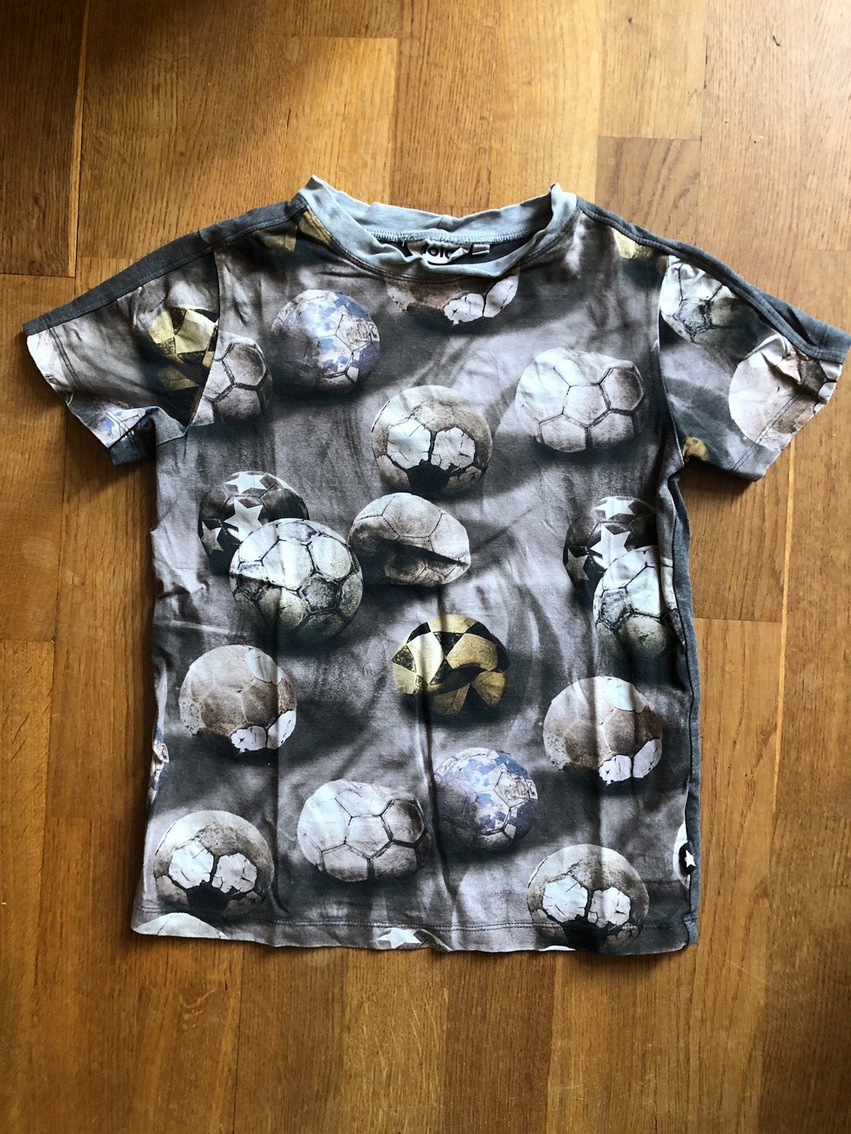 Shirt Molo voetbal 128, Kinderen en Baby's, Kinderkleding | Maat 128, Ophalen of Verzenden, Jongen of Meisje, Shirt of Longsleeve