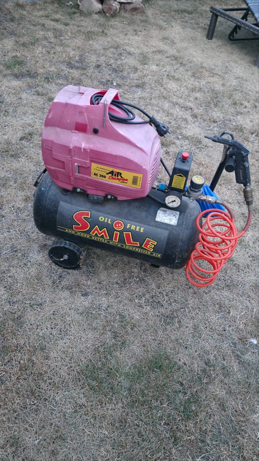 Compressor 8 bar lucht druk, Doe-het-zelf en Verbouw, Compressors, Minder dan 25 liter, Ophalen of Verzenden, Minder dan 200 liter/min