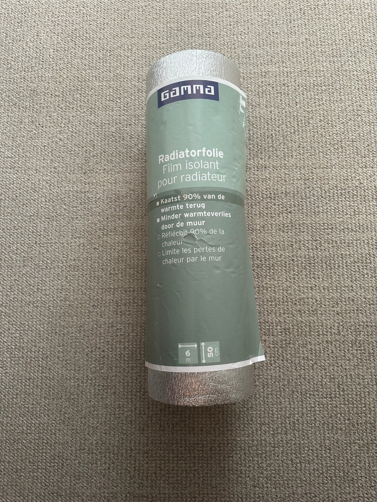 GAMMA radiatorfolie 600x50cm 3m² | 90% warmte reflectie, Doe-het-zelf en Verbouw, Isolatie en Afdichting, Minder dan 4 cm, Overige materialen