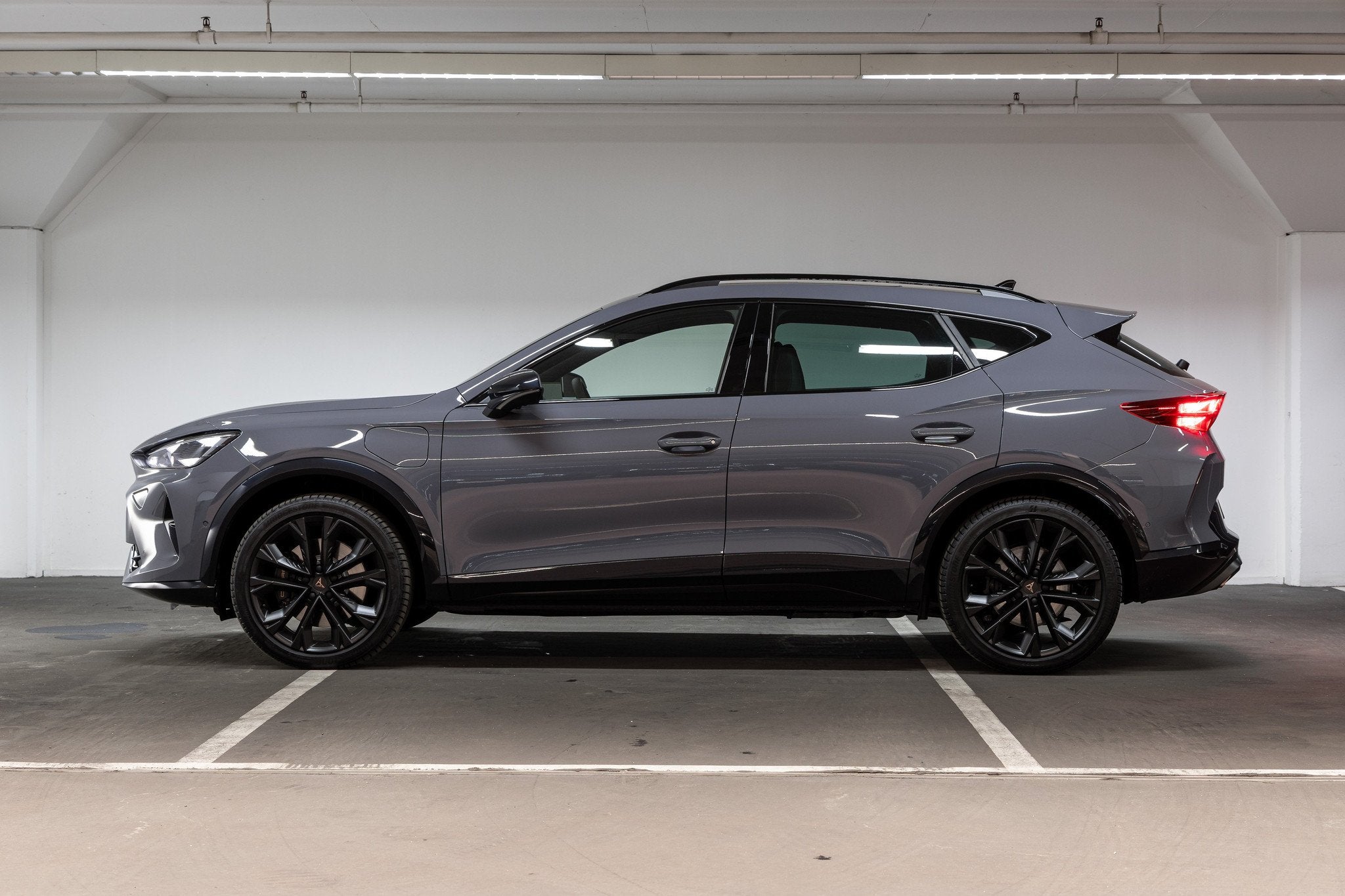 CUPRA Formentor 1.5 TSI e-Hybrid 272PK VZ Performance, Auto's, Euro 6, 4 cilinders, Formentor, Alcantara