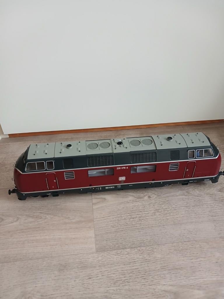 LGB dieselloc 220 076-4, Hobby en Vrije tijd, Ophalen of Verzenden, Zo goed als nieuw, LGB, Gelijkstroom