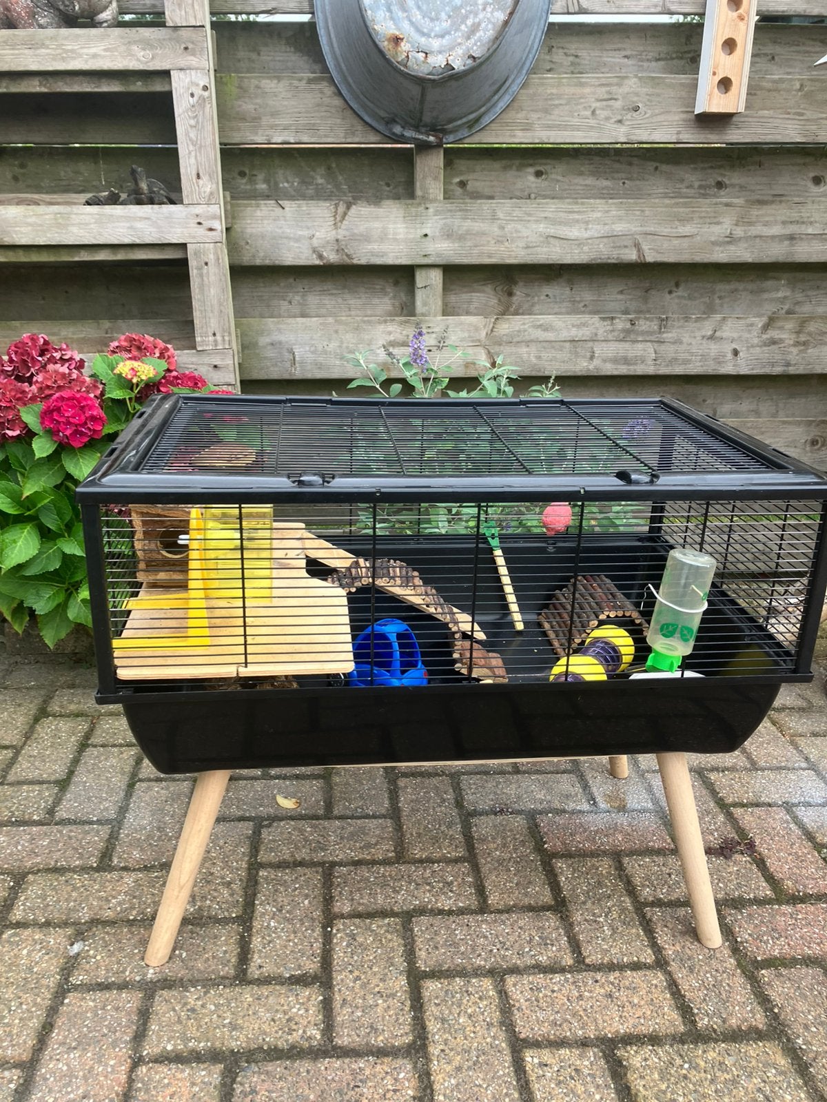 knaagdieren kooi/bak op poten, ,met verdieping enz., Dieren en Toebehoren, Ophalen, Kooi, 60 tot 90 cm, Zo goed als nieuw