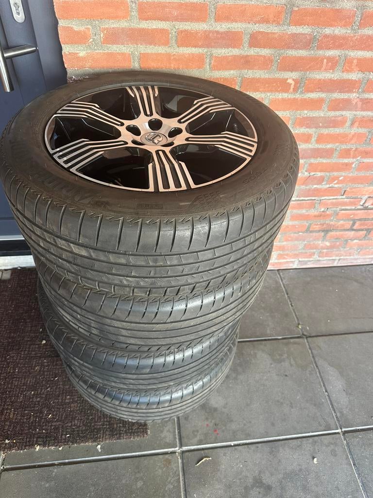 Volvo XC40 18 inch velgen zomerbanden, Ophalen, 18 inch, Banden en Velgen, 235 mm