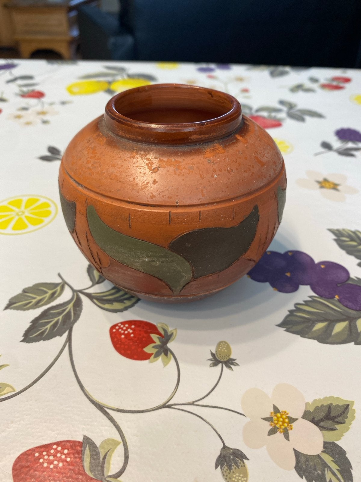 Vintage Terracotta Potje met Bladmotief- Portugal '94, Ophalen of Verzenden