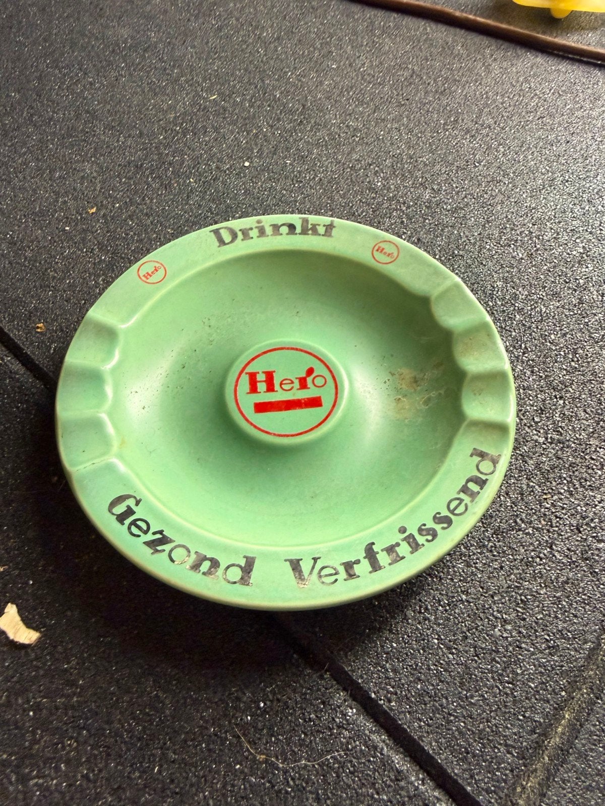 Vintage Hero asbak - Petrus Regout Maastricht, Ophalen of Verzenden