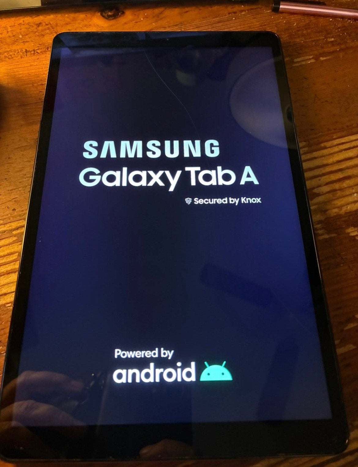 Samsung galaxy tab A6 Kras / scheur op het scherm, Computers en Software, Ophalen, Zo goed als nieuw, 10 inch, 32 GB