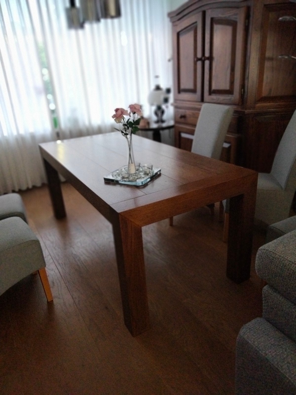 Eiken tafel, Ophalen