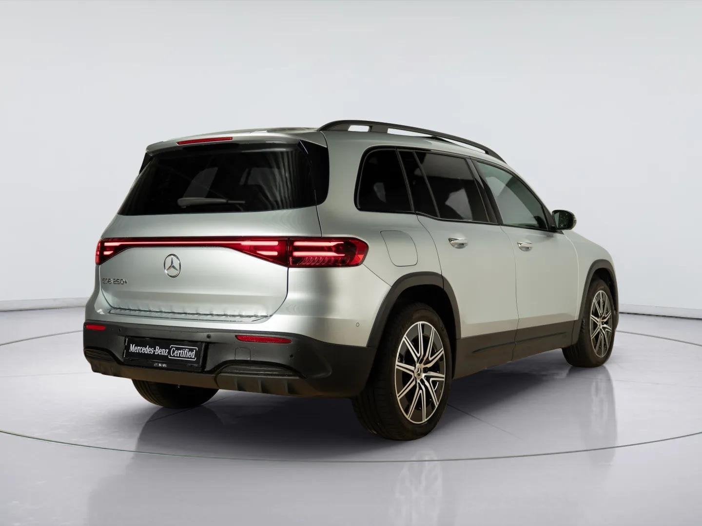 Mercedes-Benz EQB 250+ Business Solution AMG 71 kWh | Panora, 2005 kg, 445 min, Origineel Nederlands, Automatische klimaatregeling