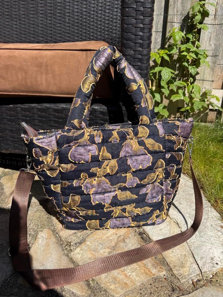 Hvisk handtas en schoudertas met verschillende vakjes, Sieraden, Tassen en Uiterlijk, Tassen | Damestassen, Ophalen of Verzenden