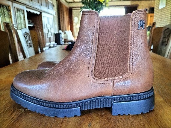 NIEUWE LEREN TOMMY HILFIGER HERENLAARSJES MAAT 43 !, Bruin, Verzenden, Nieuw, Boots