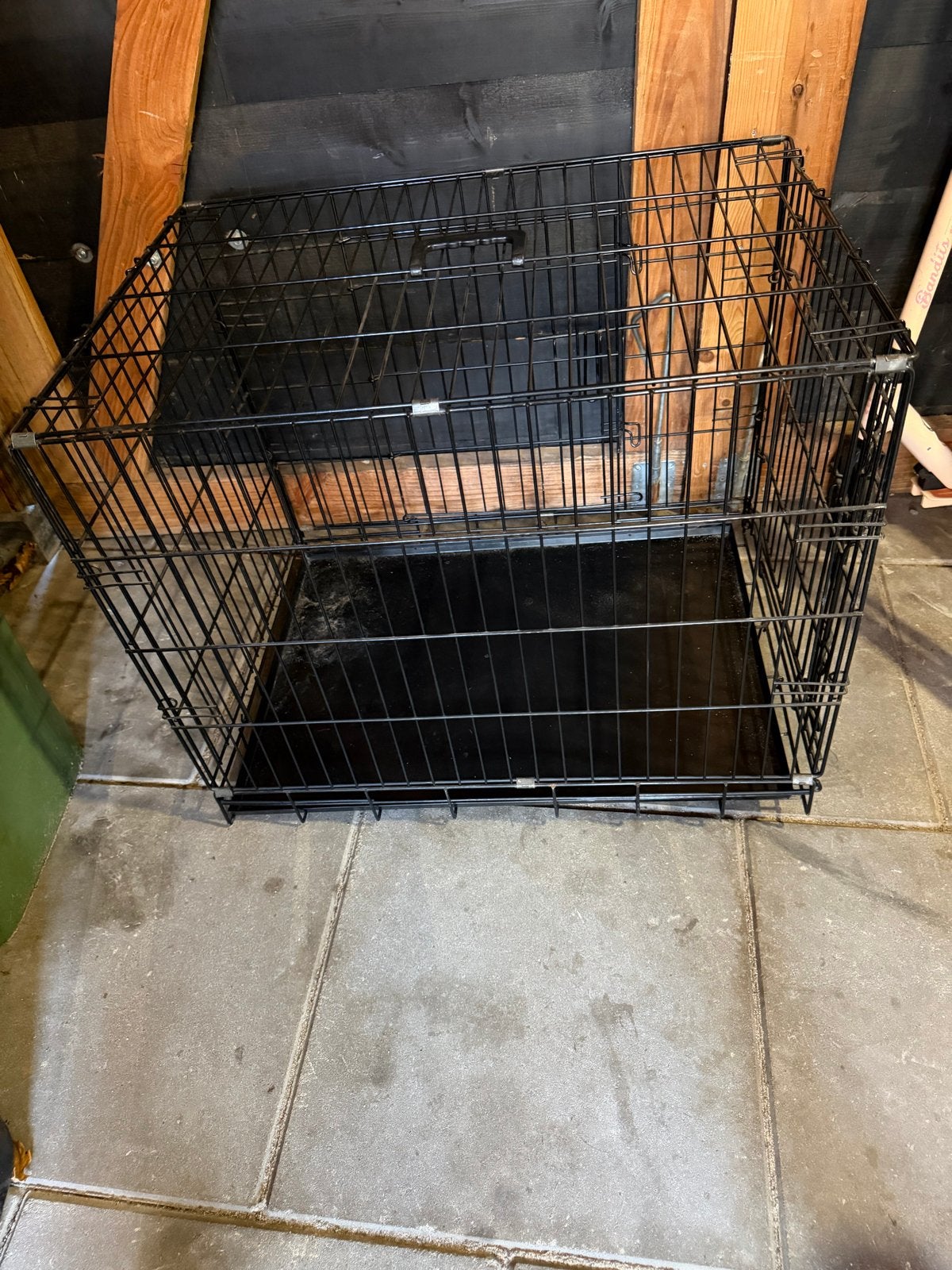Bench voor middelgrote hond met plaat voor er boven op, Ophalen of Verzenden