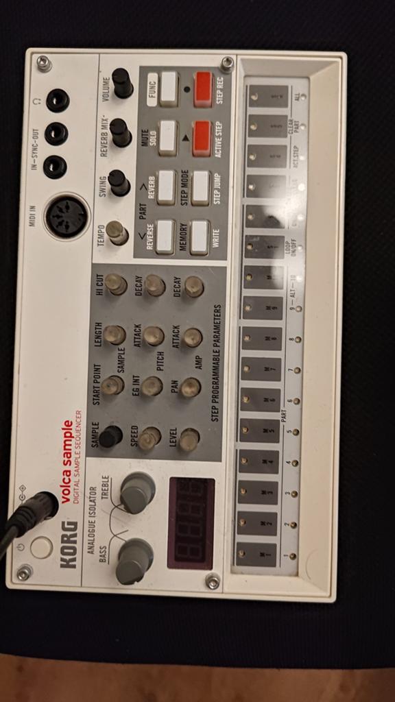 Korg Volca Sample - Digitale Sample Sequencer, Muziek en Instrumenten, Synthesizers, Gebruikt, Korg, Met midi-aansluiting, Overige aantallen
