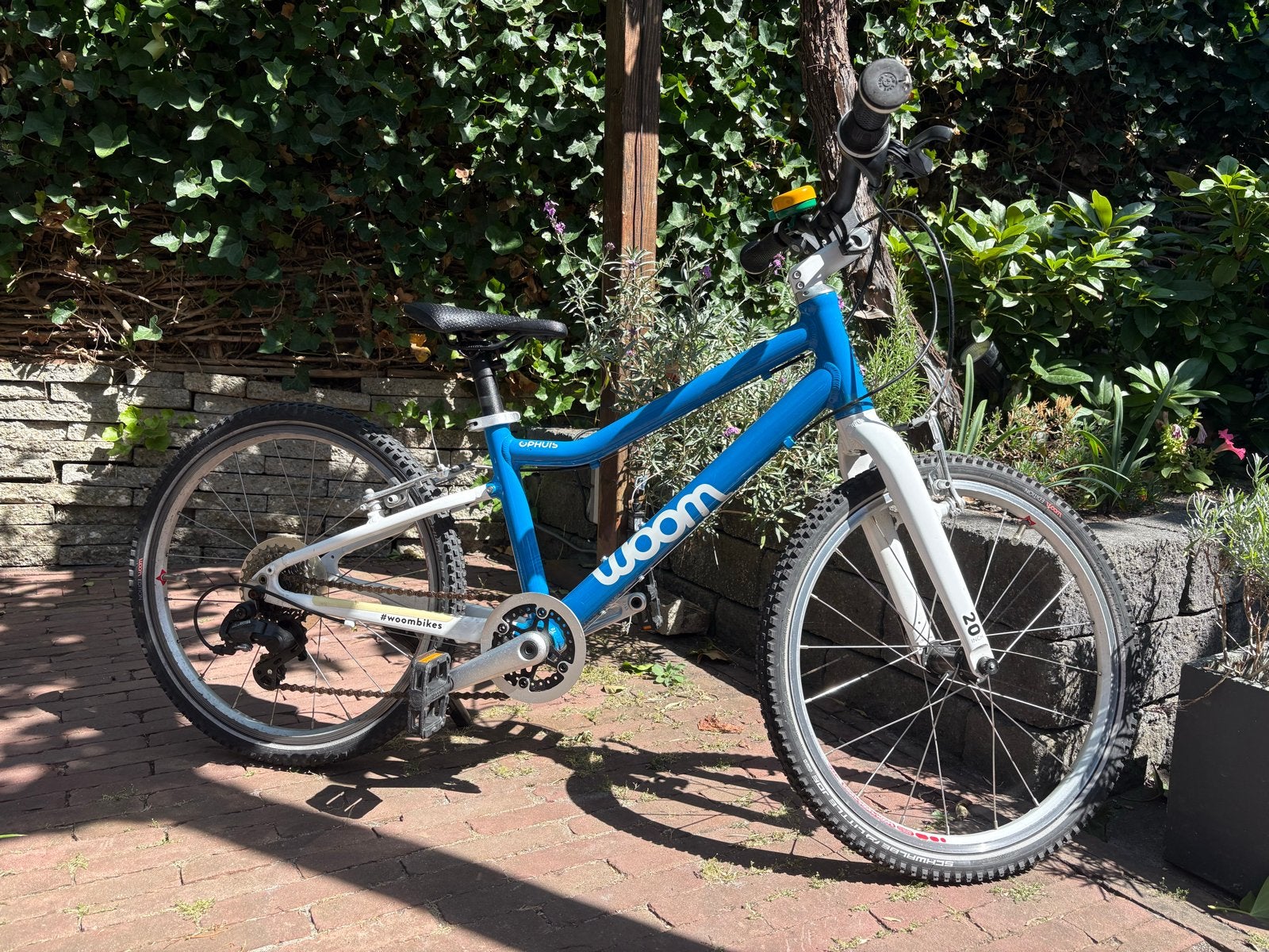 WOOM bike 4 blauw - 20 inch kinderfiets, Fietsen en Brommers, Fietsen | Kinderfietsjes, Ophalen, Gebruikt, Velgrem, 20 inch of meer