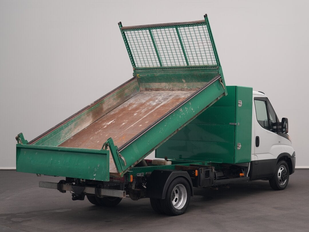 Iveco Daily 35C18 Tipper 3.0L Kipper met Kist Dubbellucht 3,, Auto's, Gebruikt, Euro 6, 4 cilinders, Iveco