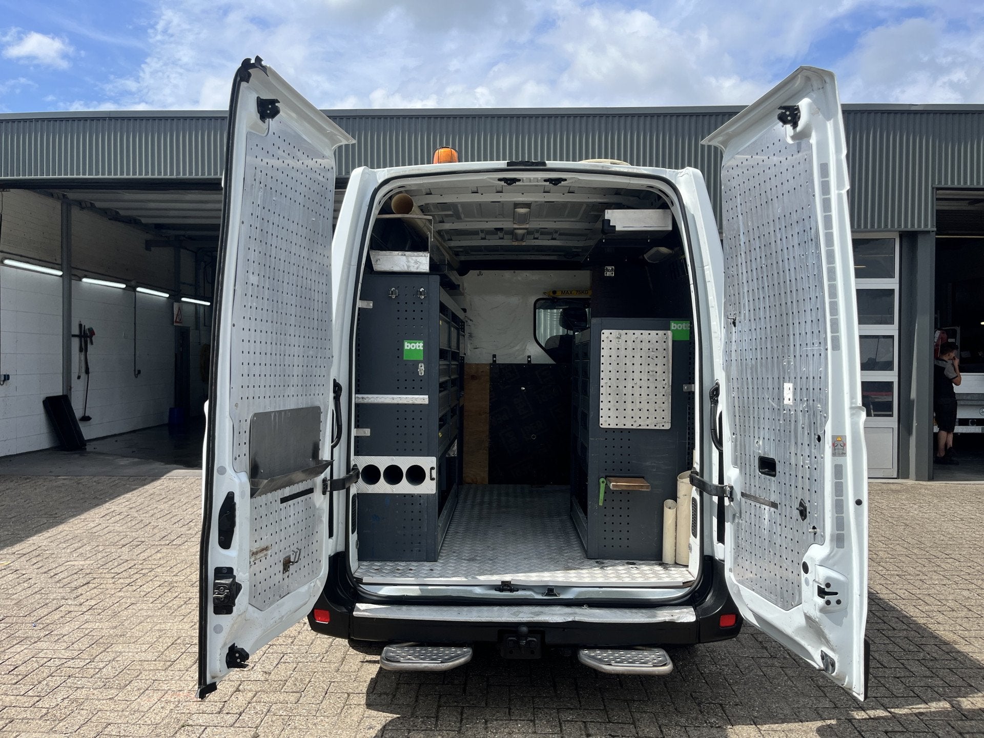 Renault Master T35 2.3 dCi L2H2 Airco Cruise controle Kastin, Stof, Gebruikt, 4 cilinders, Renault