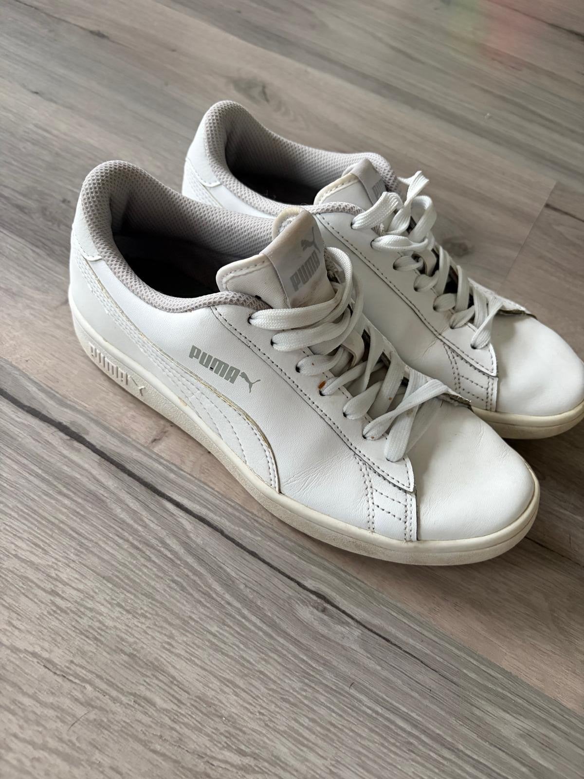 Puma smash sneakers wit maat 38, Wit, Ophalen of Verzenden, Sneakers of Gympen, Gedragen