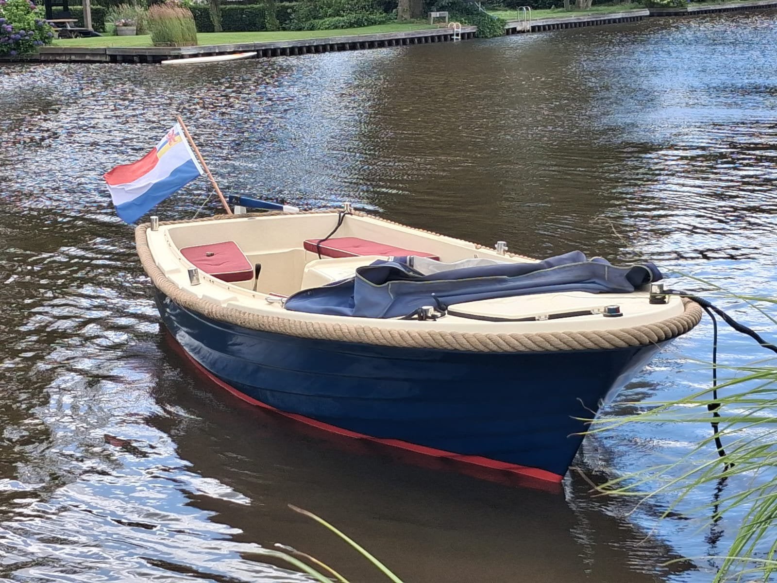 Nette Antaris / Adria 501 goed onderhouden met buiskap, Tender, Gebruikt, Binnenboordmotor, Antaris