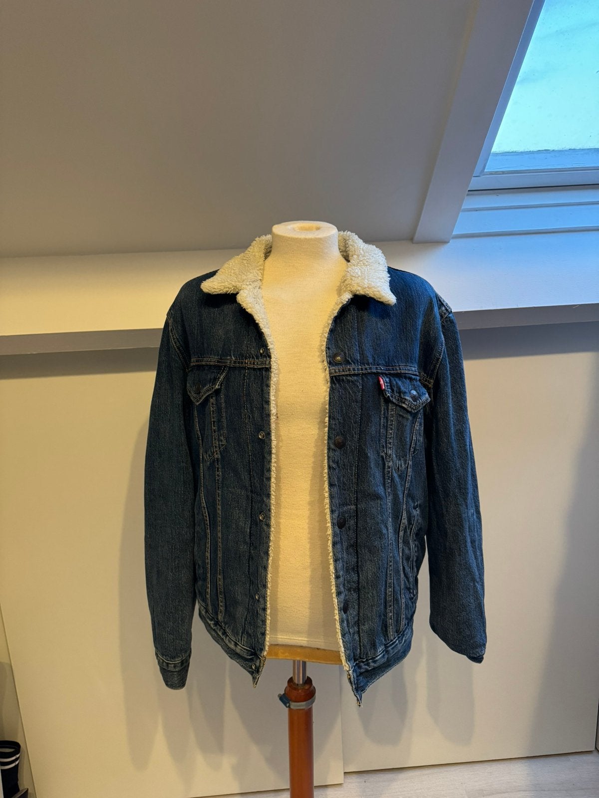 Spijkerjack Levi’s, Ophalen of Verzenden, Zo goed als nieuw, Blauw