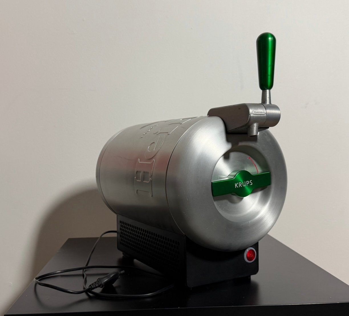 KRUPS The SUB Heineken Edition VB650E – Marc Newson Biertap, Ophalen, Gebruikt, Heineken