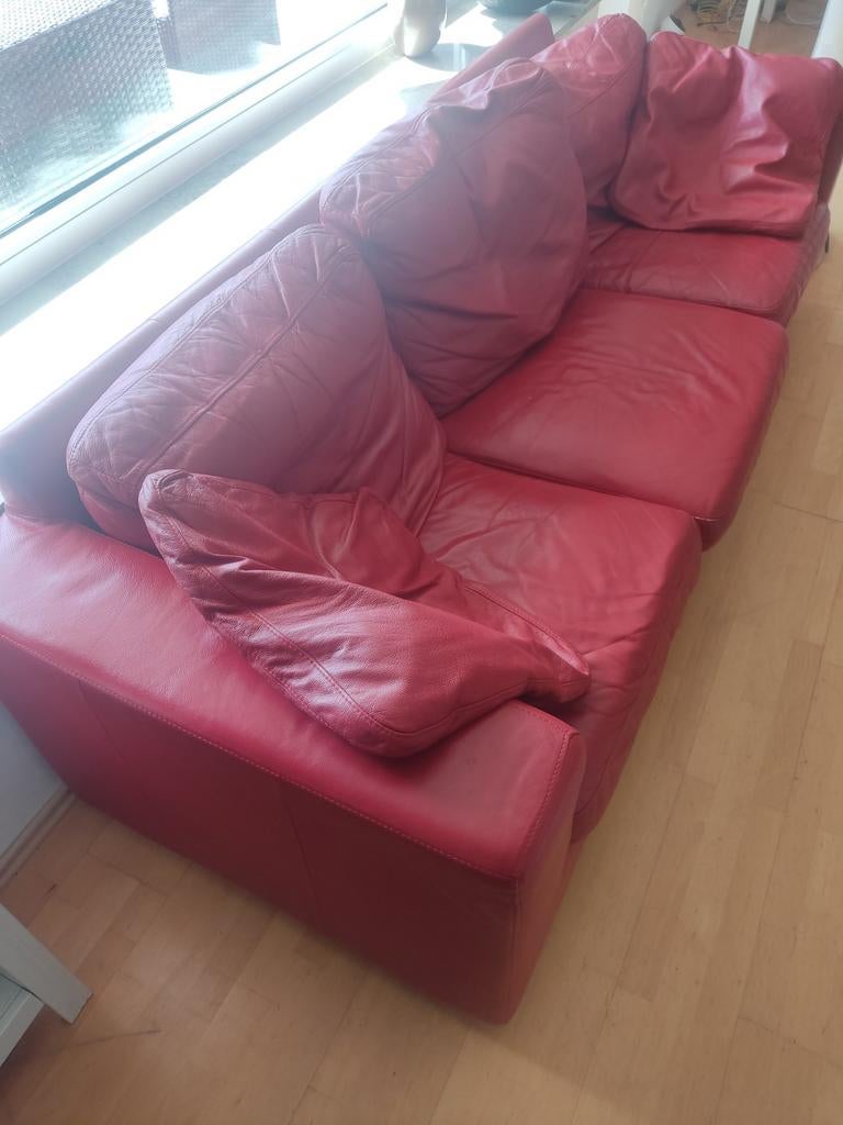 Gratis rood leer bank, Ophalen, Gebruikt, Eenpersoons, 75 tot 100 cm