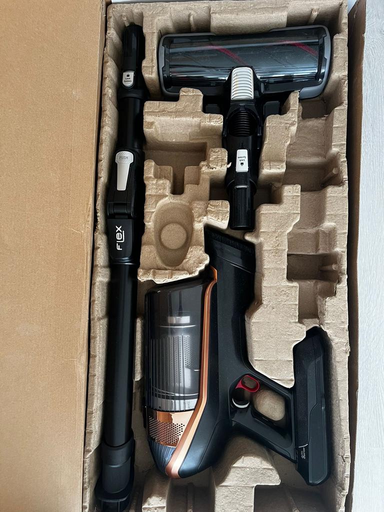 Rowenta X-Force Flex 15.60 RH99F1WO steelstofzuiger, Witgoed en Apparatuur, Stofzuigers, Ophalen of Verzenden, Gebruikt, Reservoir