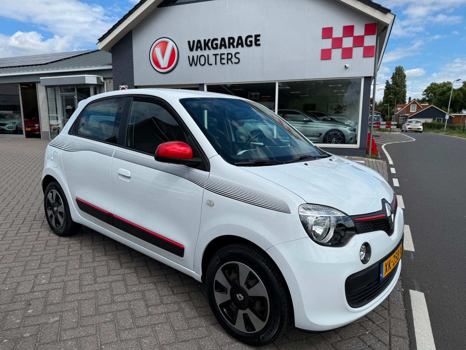 Renault Twingo 1.0 SCe Collection RIJKLAARPRIJS!, 21 km/l, Gebruikt, 4 stoelen, Wit