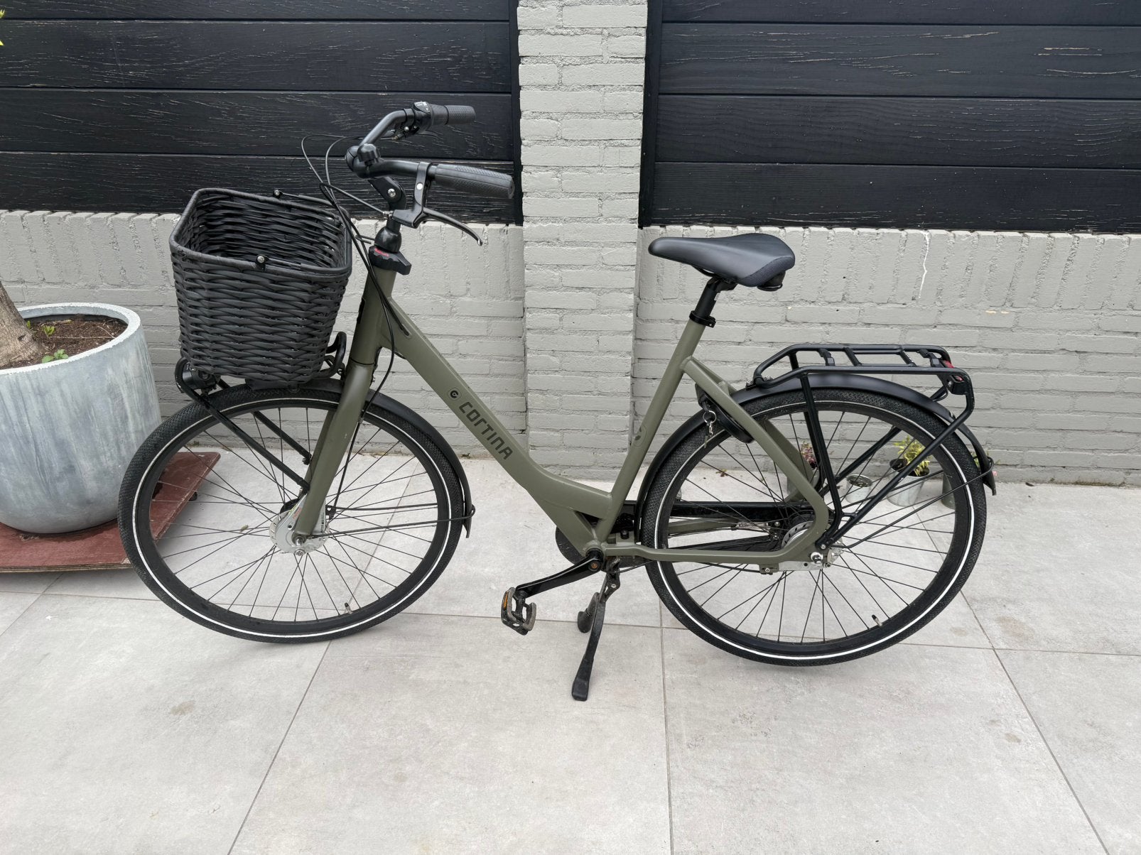 Cortina Common 7 Speed Mamafiets Groen 57cm Met Mandje, Fietsen en Brommers, Fietsen | Dames | Damesfietsen, Gebruikt, Versnellingen