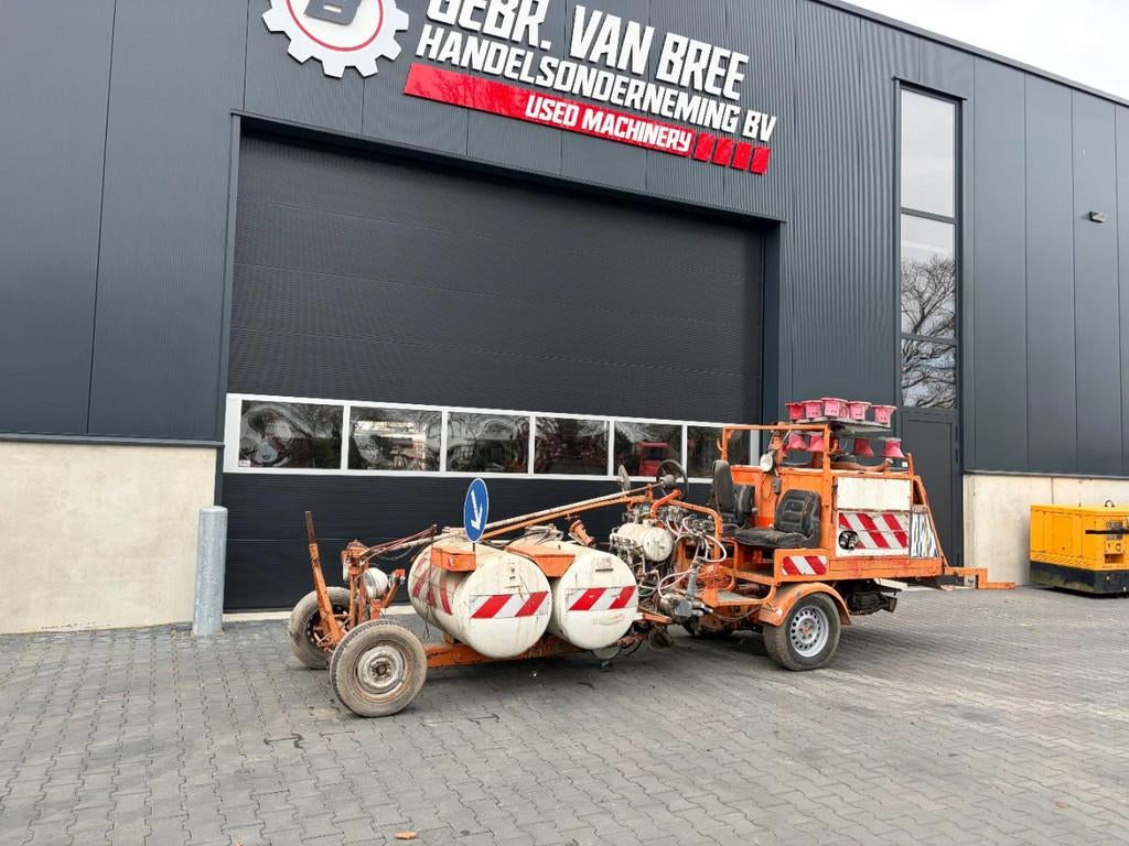 Hoffmann wegmarkeringsmachine, Zakelijke goederen, Machines en Bouw | Overig