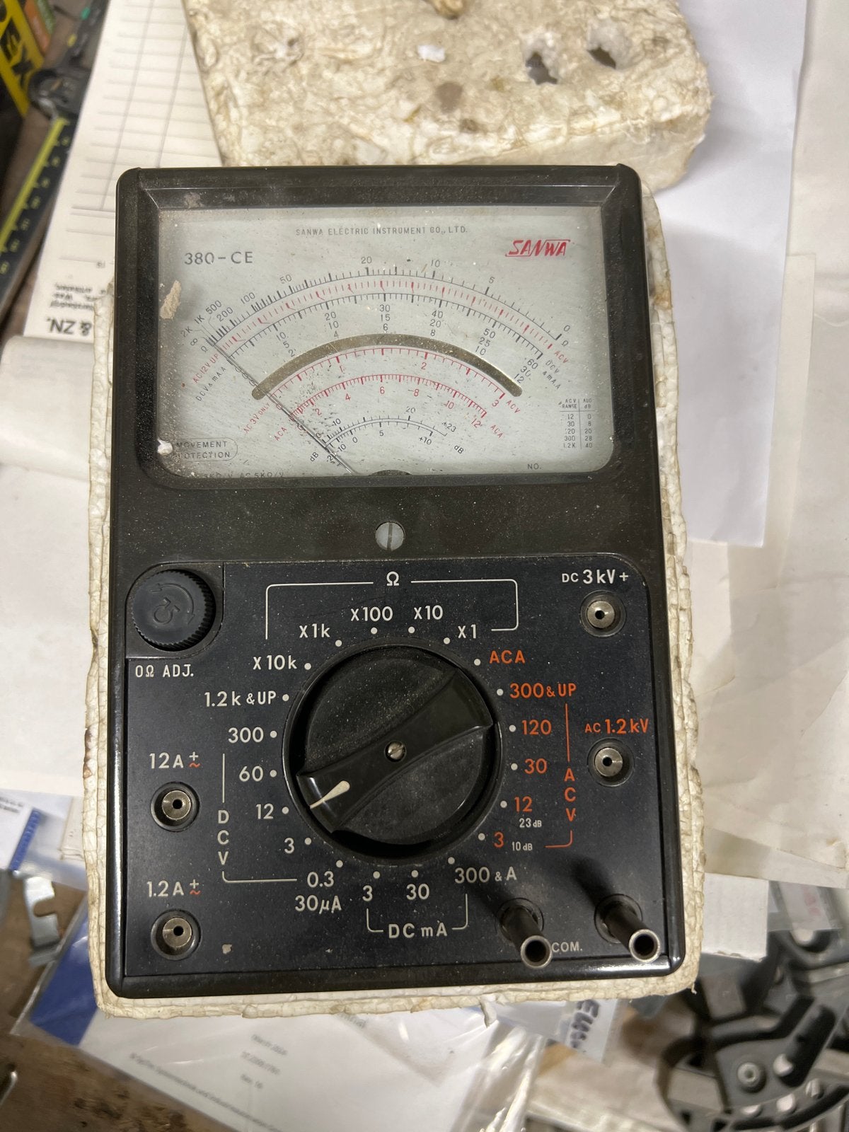 Sanwa 380-CE Analoge Multimeter - Vintage en Functioneel, Doe-het-zelf en Verbouw, Meetapparatuur, Ophalen of Verzenden, Gebruikt