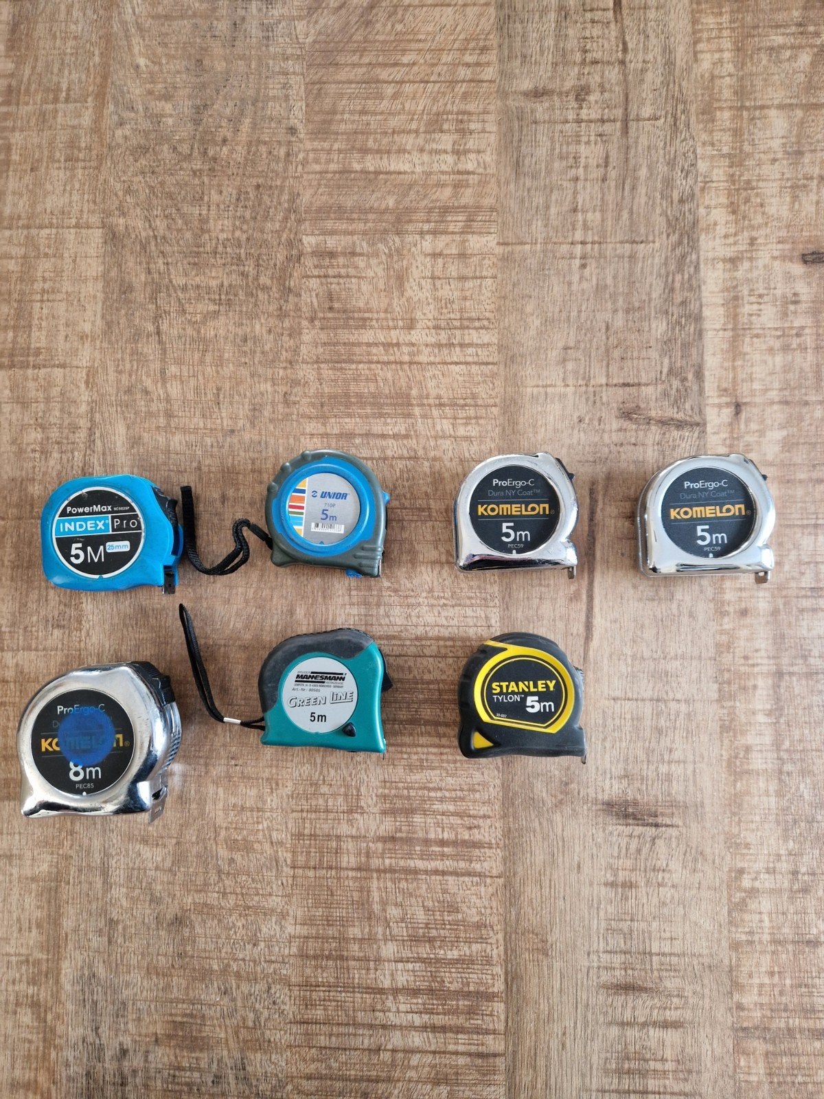 6x meetband 5m en 1x meetband 8m
Zo goed als nieuw, weinig g, Doe-het-zelf en Verbouw, Meetapparatuur, Ophalen of Verzenden, Zo goed als nieuw