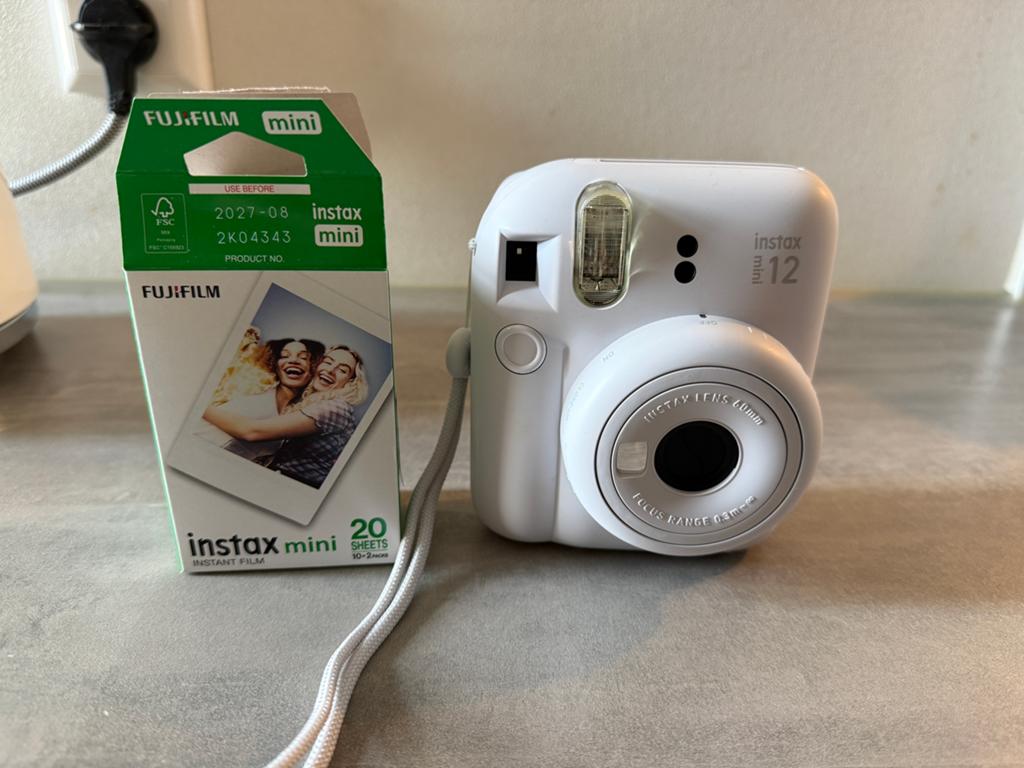 Fujifilm Instax mini 12 wit, Ophalen, Zo goed als nieuw, Polaroid, Fuji