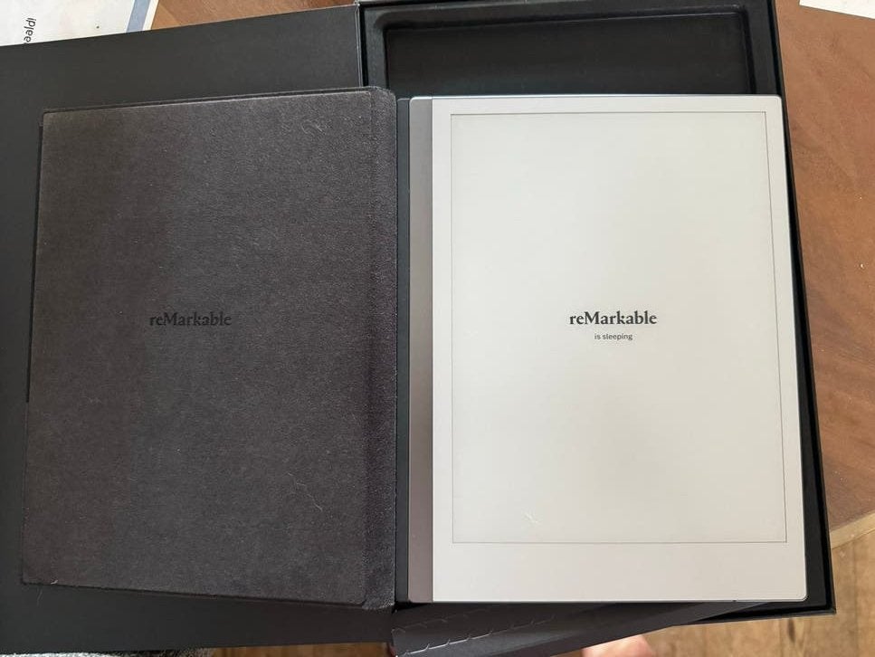 reMarkable 2 Paper Tablet met Folio en Marker, 8 GB, Touchscreen, Ophalen of Verzenden, Zo goed als nieuw