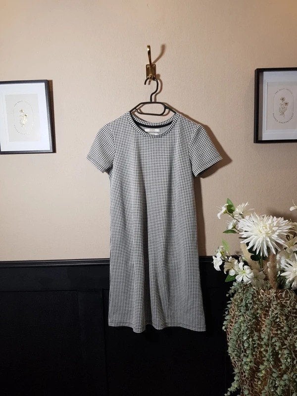 Pull&bear Geruite A-Lijn Jurk / T-shirt Jurk (Maat S), Fashiontiek, Zwart, Ophalen of Verzenden, Zo goed als nieuw