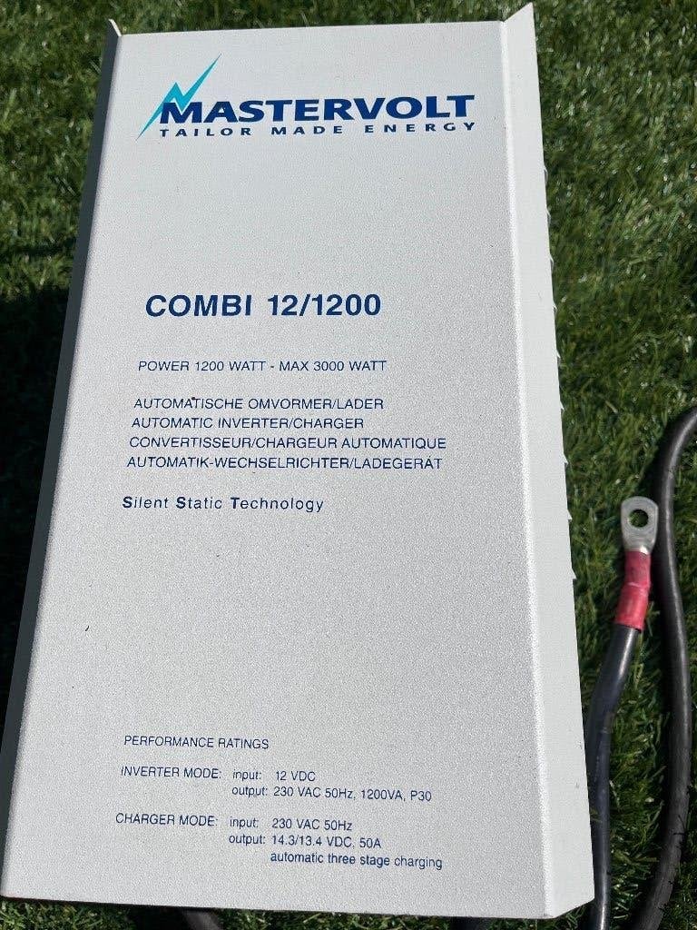 Mastervolt combi plus omvormer / Vetus Accuschakelaar, Ophalen, Zo goed als nieuw, Motor en Techniek