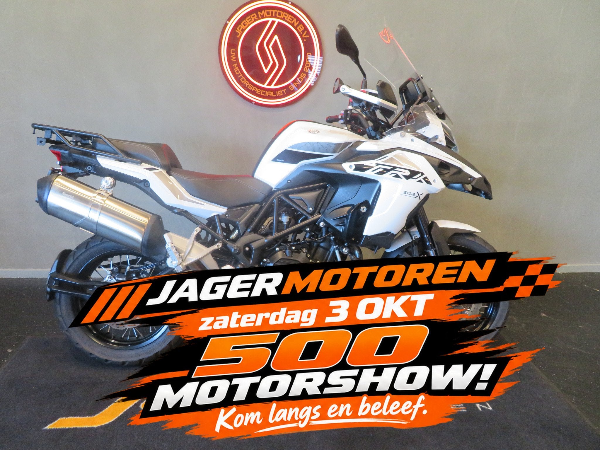 Benelli TRK 502 ZEER FRAAI! TOP-CASE (bj 2022), Toermotor, Gebruikt, Bedrijf