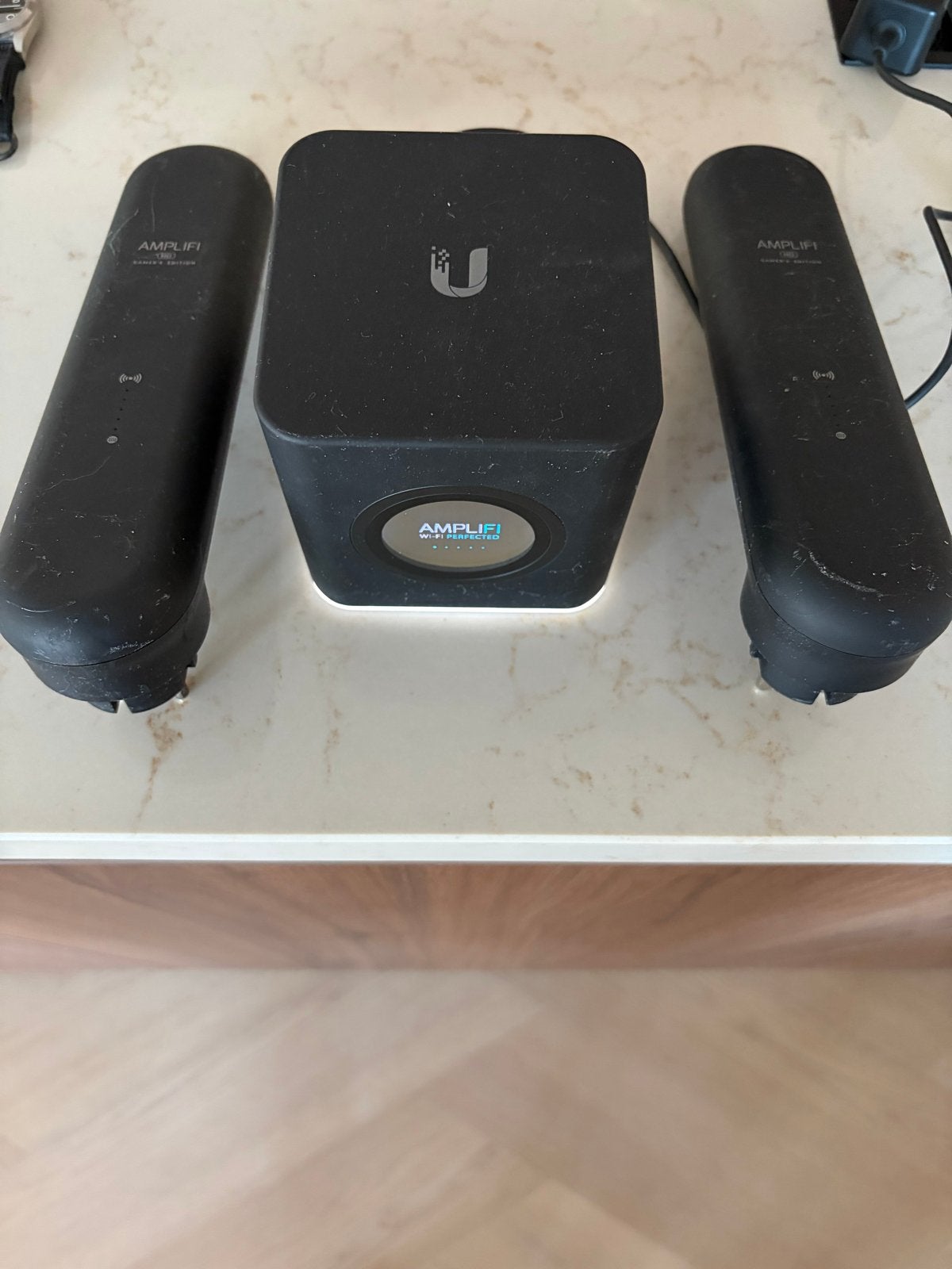 AMPLIFI HD Gamer's Edition Router met 2 Mesh Points, Computers en Software, Ophalen of Verzenden, Gebruikt, Router