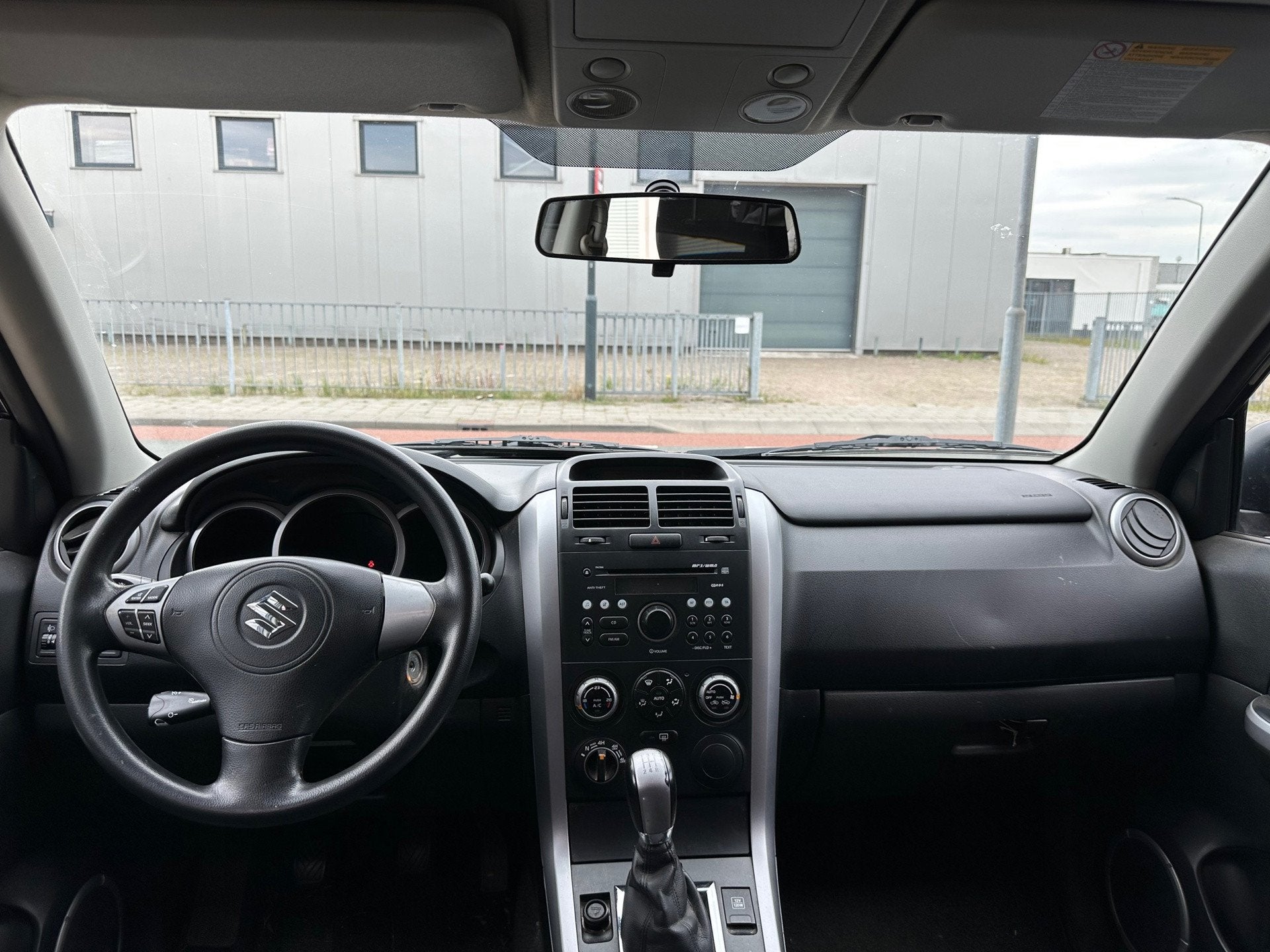 Suzuki Grand Vitara 2.0-16V Shogun / Airco / Cruise / NAP, Huisgarantie, 4 cilinders, Grand Vitara, Zwart