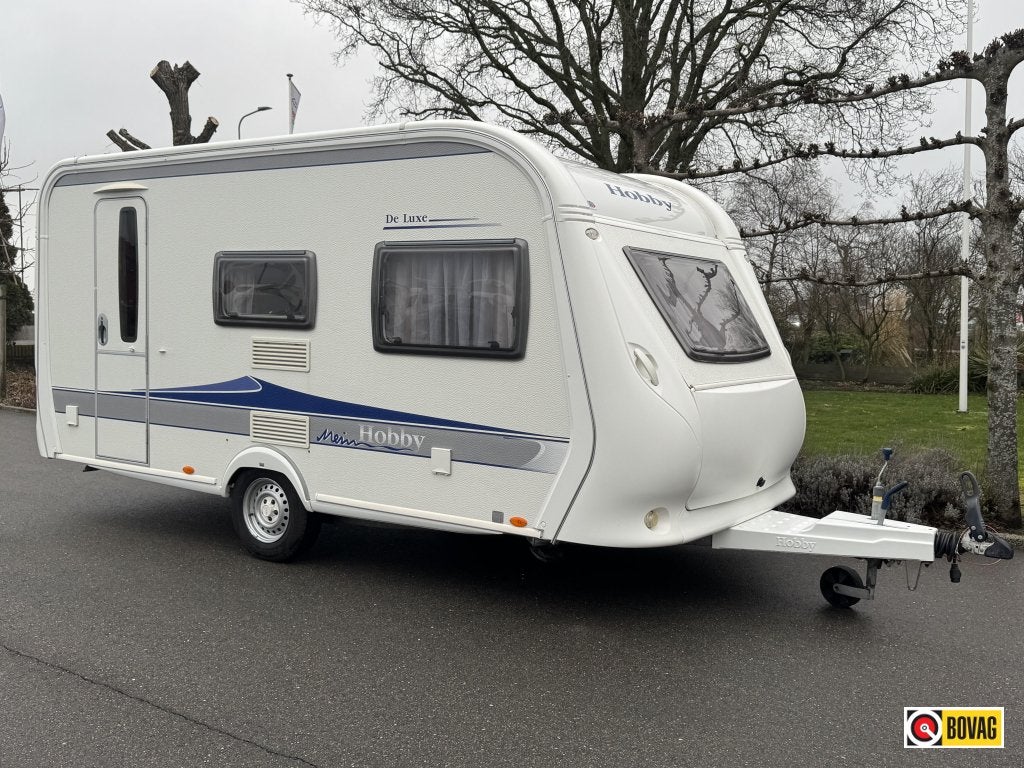 Hobby De Luxe 440 SF Voortent,Fietsendrager, Caravans en Kamperen, Hobby, Bedrijf, Treinzit, Schokbreker