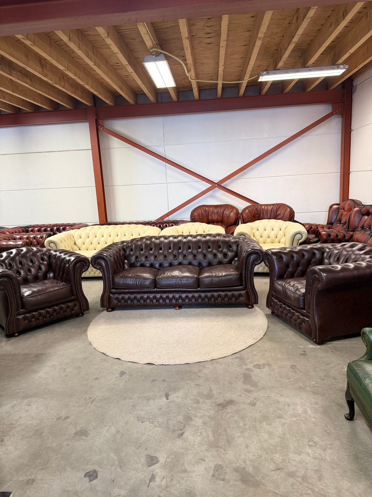 Chesterfield bankstel set bruin leer Springvale Z.G.A.N., Klassieke, Mariansoliak8@gmail.com, Leer, Zo goed als nieuw