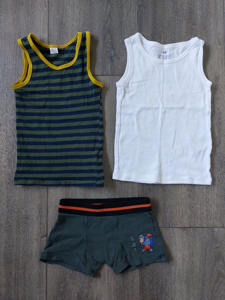 3 delig jongensondergoed, mt 98/104, Kinderen en Baby's, Kinderkleding | Maat 98, Ophalen of Verzenden, Zo goed als nieuw, Jongen