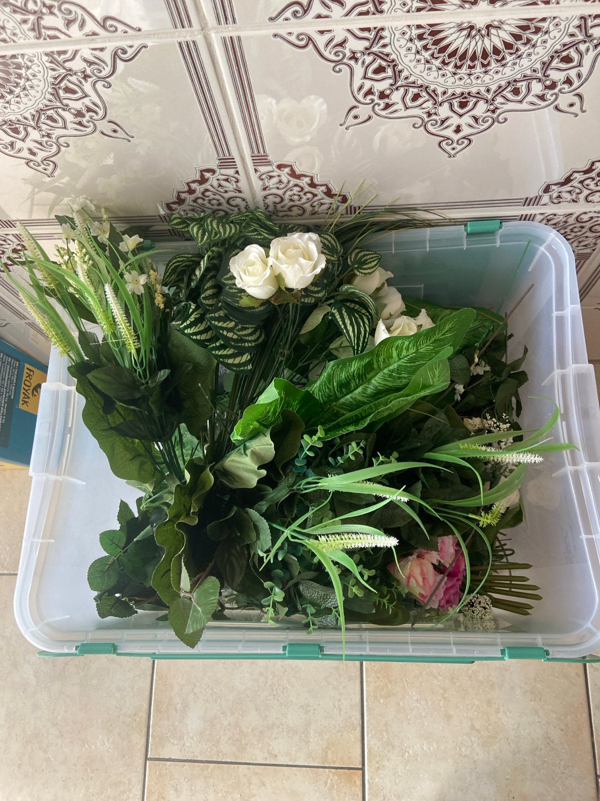 Diverse kunstplanten en -bloemen (zonder bak), Huis en Inrichting, Ophalen, Binnen, Kunststof, Onderhoudsvrij