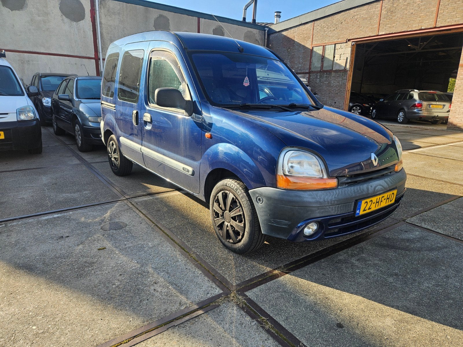 Renault Kangoo 1.4 AUT LEES TEKST AUTOMAAT STORING, Auto's, Stof, 74 pk, 4 cilinders, Blauw