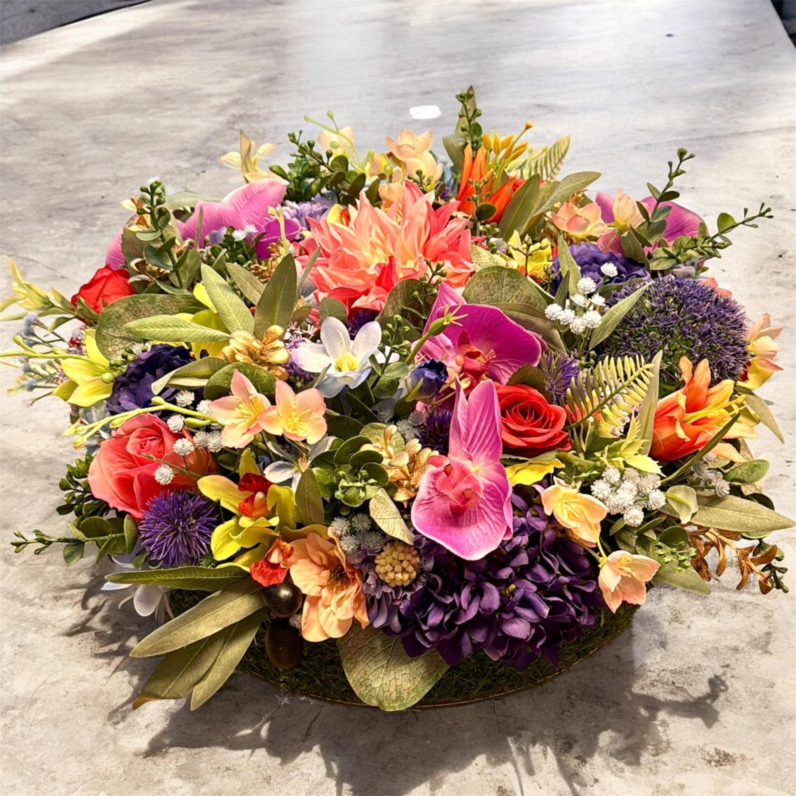 Kleurrijke bloementaart gemaakt van zijde Bloemen., Ophalen of Verzenden, Fransidzesflowercreations, Handgemaakt, Meerkleurig