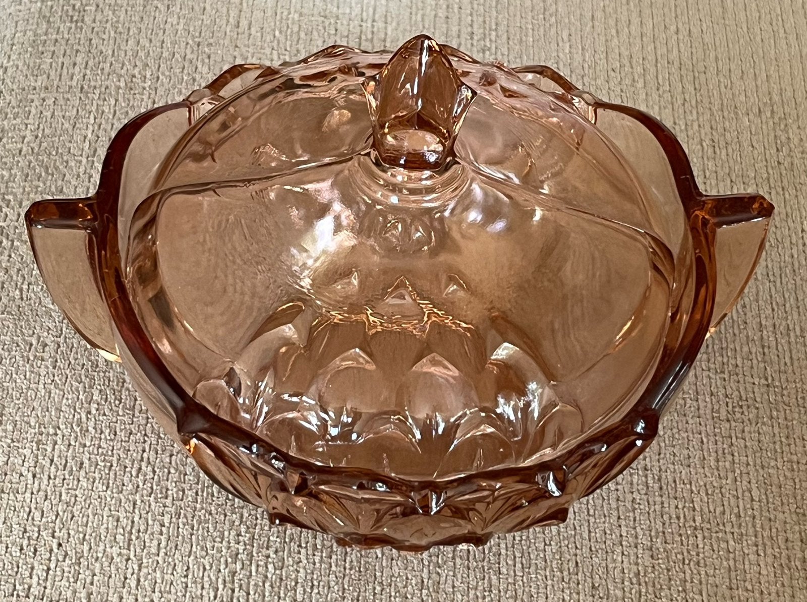 Art Deco geperst glas - schaaltje met deksel., Verzenden