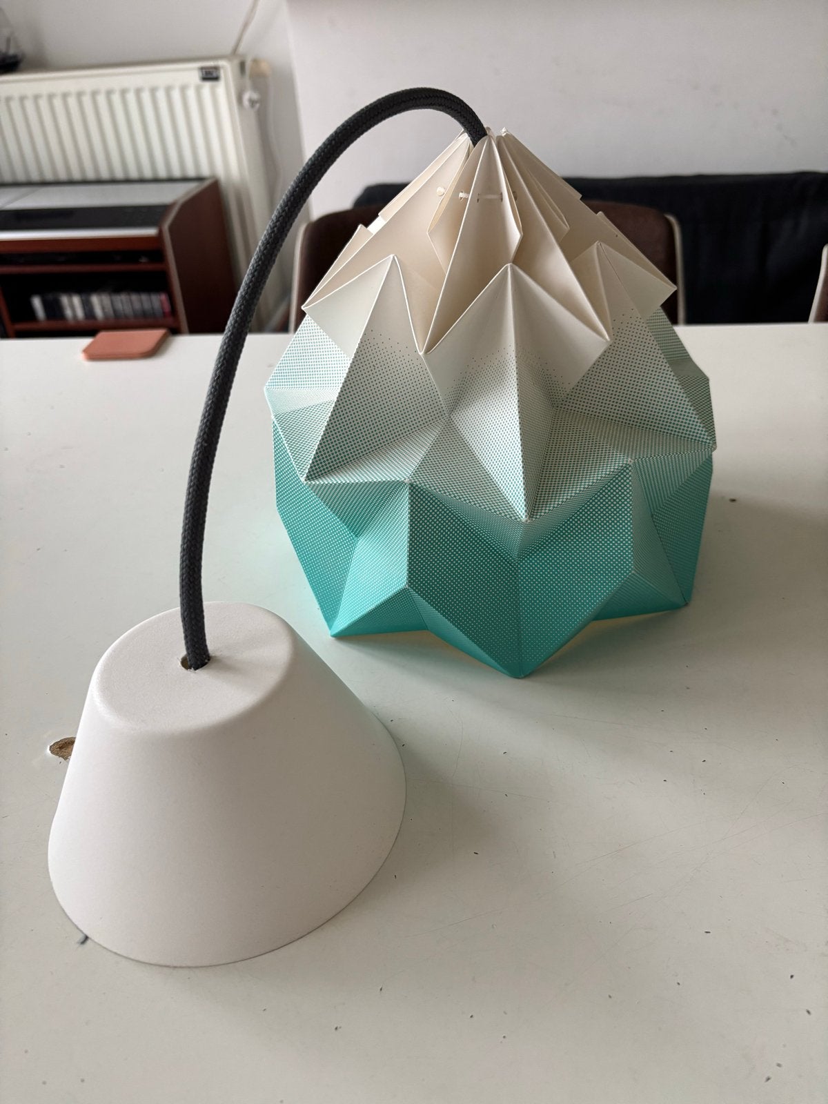 Studio Snowpuppe Origami Lamp Moth- Turquoise/Wit, Ophalen of Verzenden, Gebruikt, Overige materialen, E27 (groot)