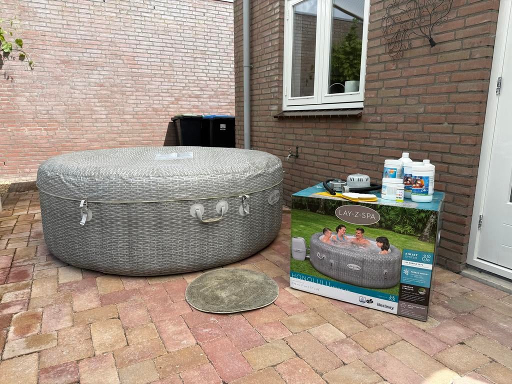 Bestway Lay-Z-Spa Honolulu opblaasbare jacuzzi set, Ophalen, Gebruikt, Filter, Opblaasbaar