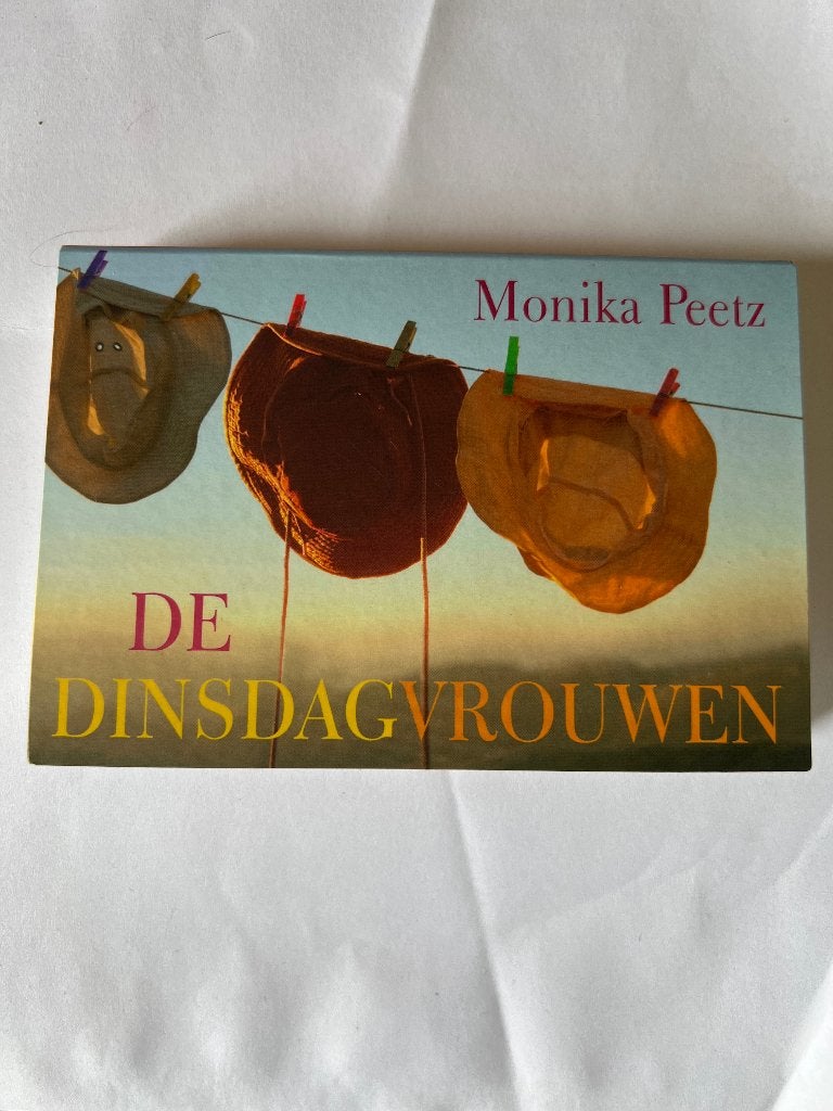 Monika Peetz – De Dinsdagvrouwen Dwarsligger 278, Boeken, Ophalen of Verzenden, Zo goed als nieuw, Monika Peetz, Nederland