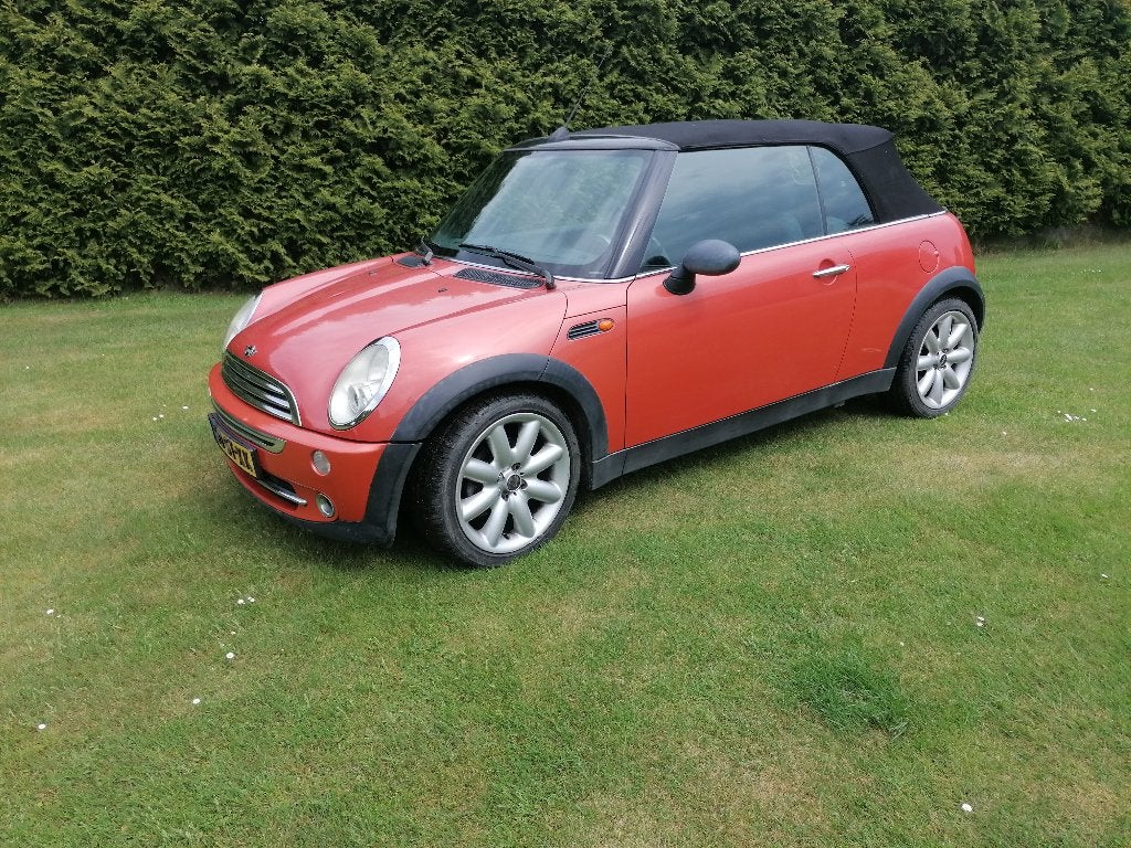 Mini 1.6 16V ONE Cabrio 2006 Rood, Auto's, Mini, Particulier, One, Benzine, E, Cabriolet, Handgeschakeld, Origineel Nederlands