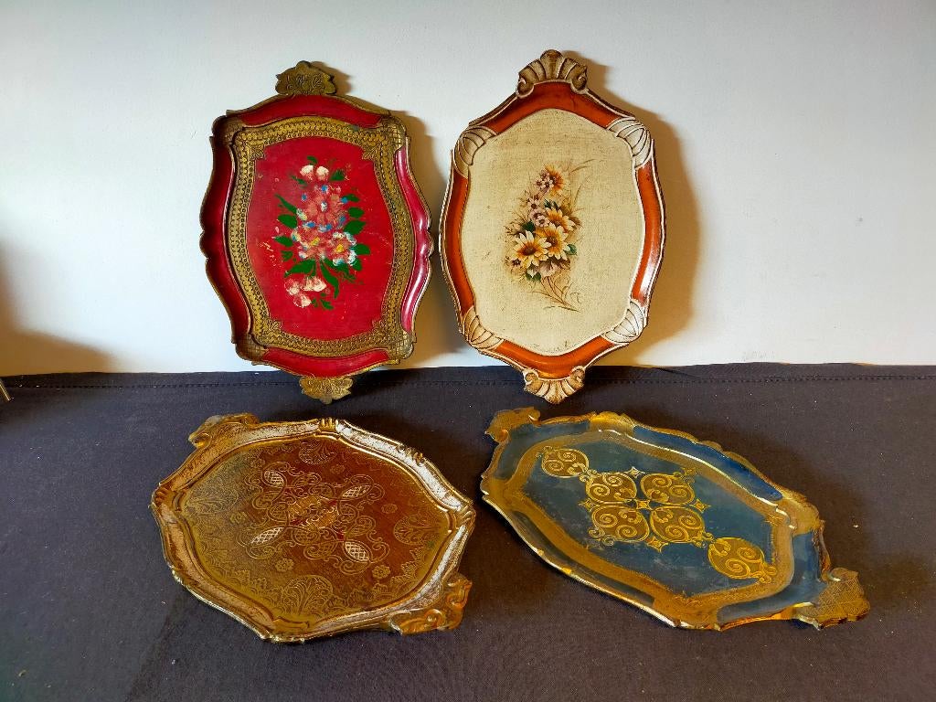 4 FLORENTIJNSE DIENBLADEN VAN HOUT, Ophalen of Verzenden